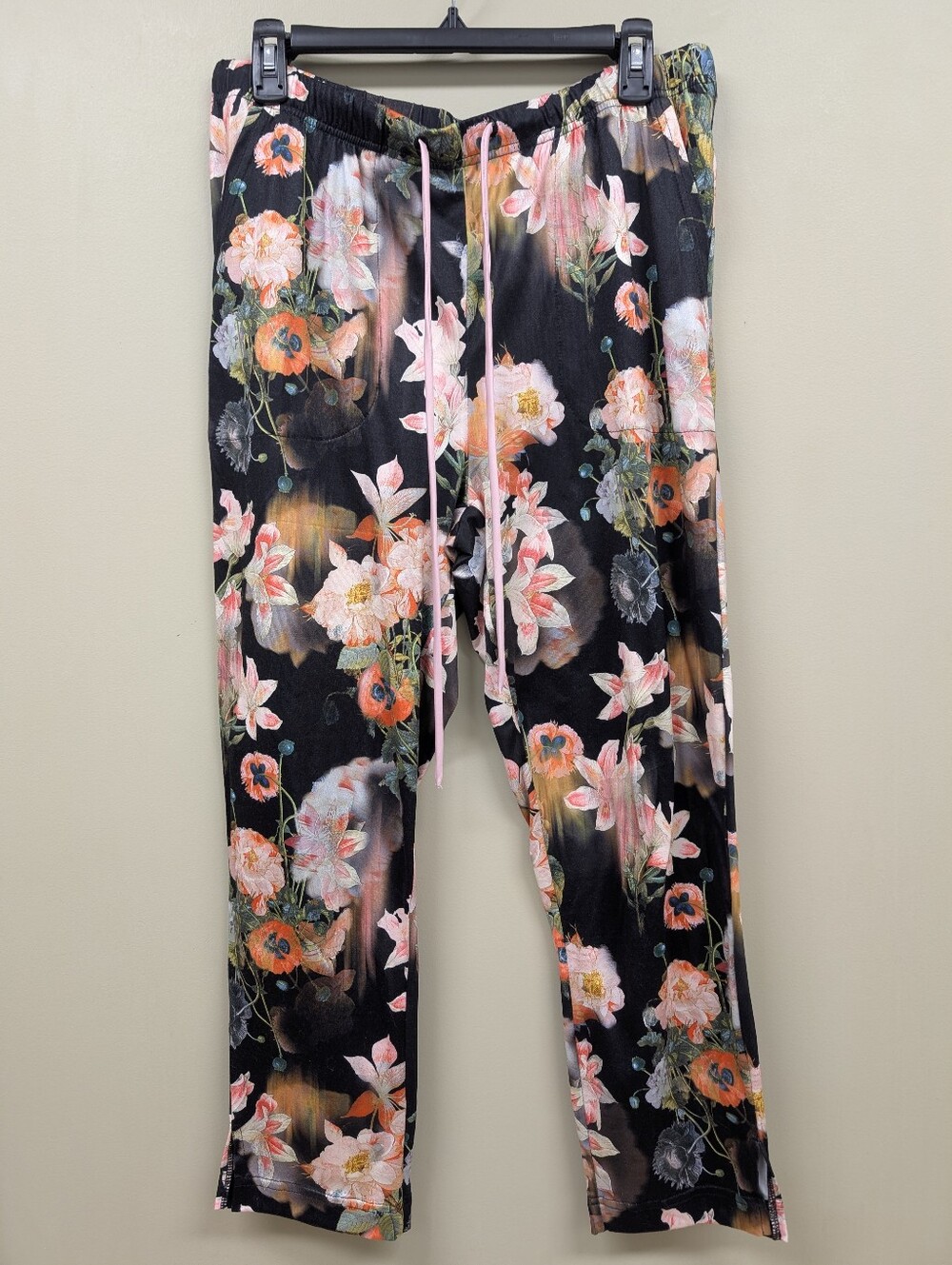 Floral Satin Pajama Set - Black Multi - Picture 4 of 10